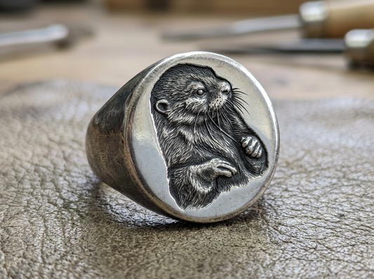 The otter one signet ring